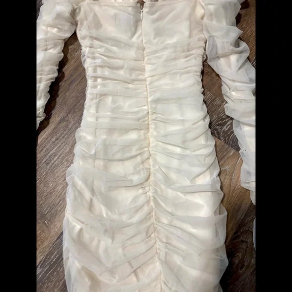 Oh Polly / White Dress - Picture 6 of 6